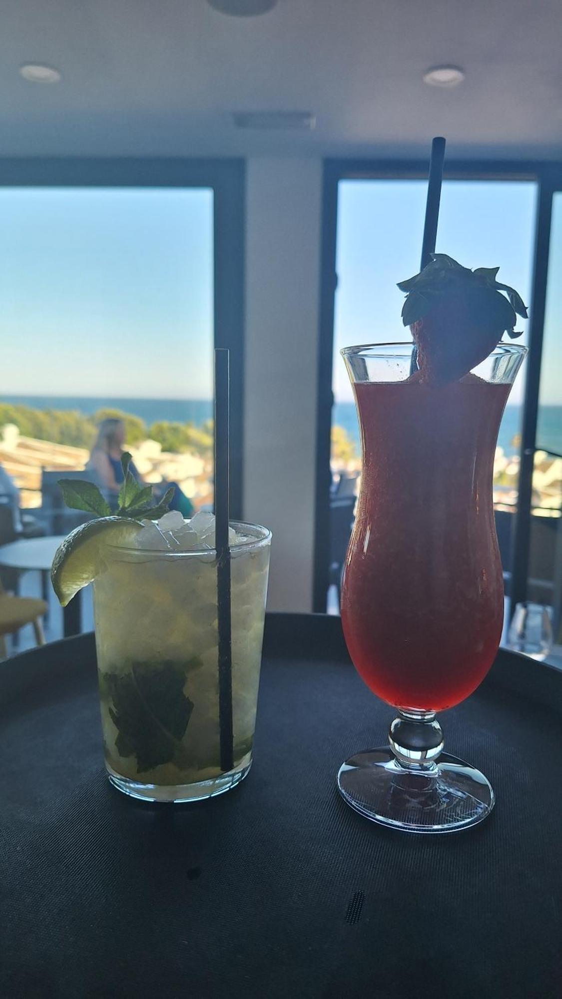 The Orange House Boutique Hotel And Upstairs Rooftop Bar Center Of La Cala De Mijas 100M From The Beach Eksteriør billede