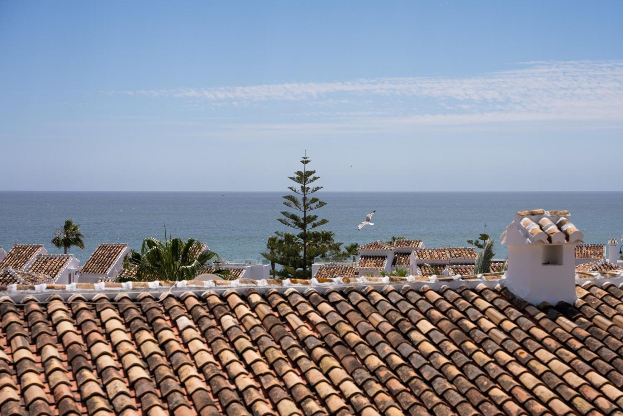 The Orange House Boutique Hotel And Upstairs Rooftop Bar Center Of La Cala De Mijas 100M From The Beach Eksteriør billede