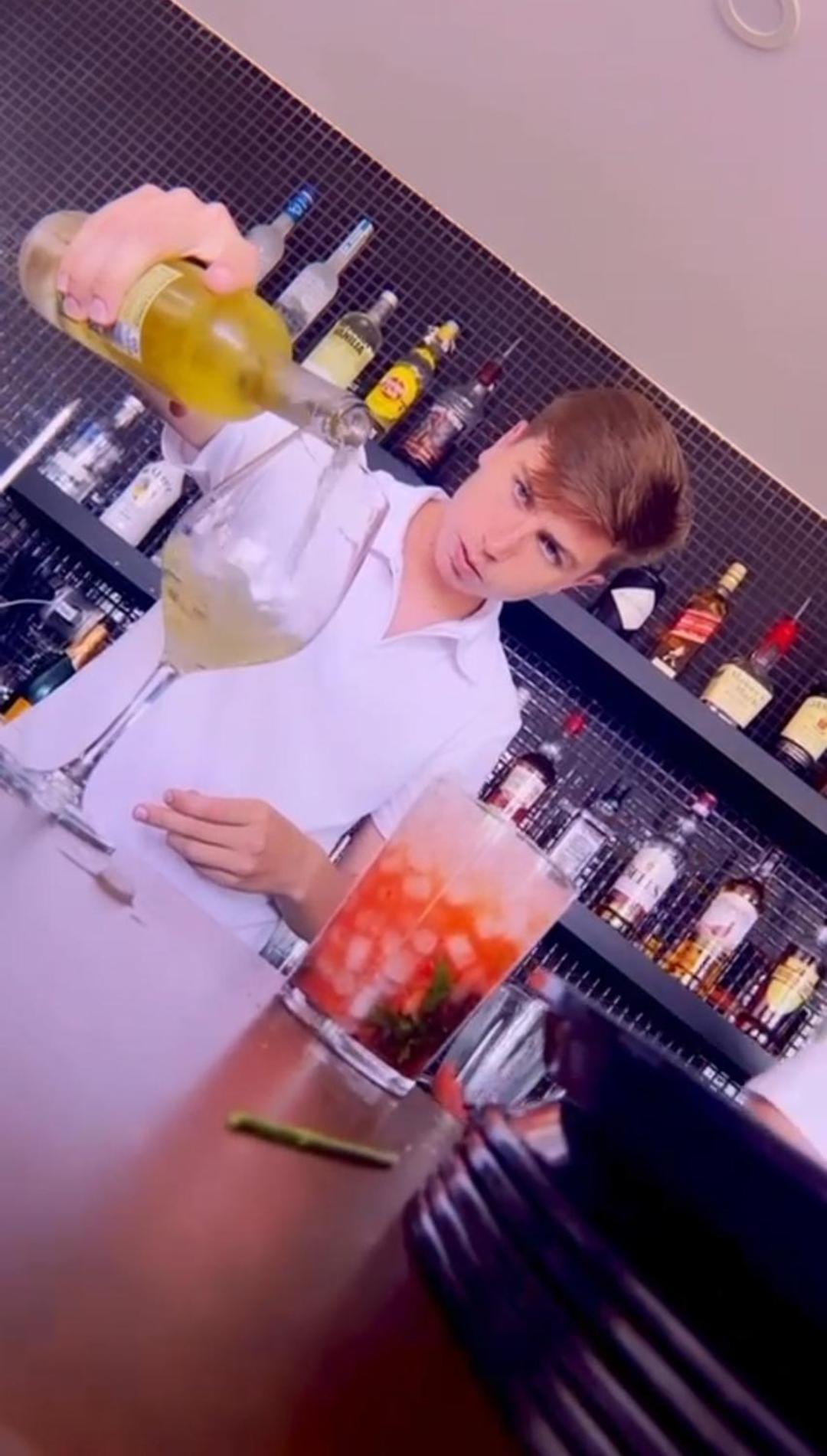 The Orange House Boutique Hotel And Upstairs Rooftop Bar Center Of La Cala De Mijas 100M From The Beach Eksteriør billede